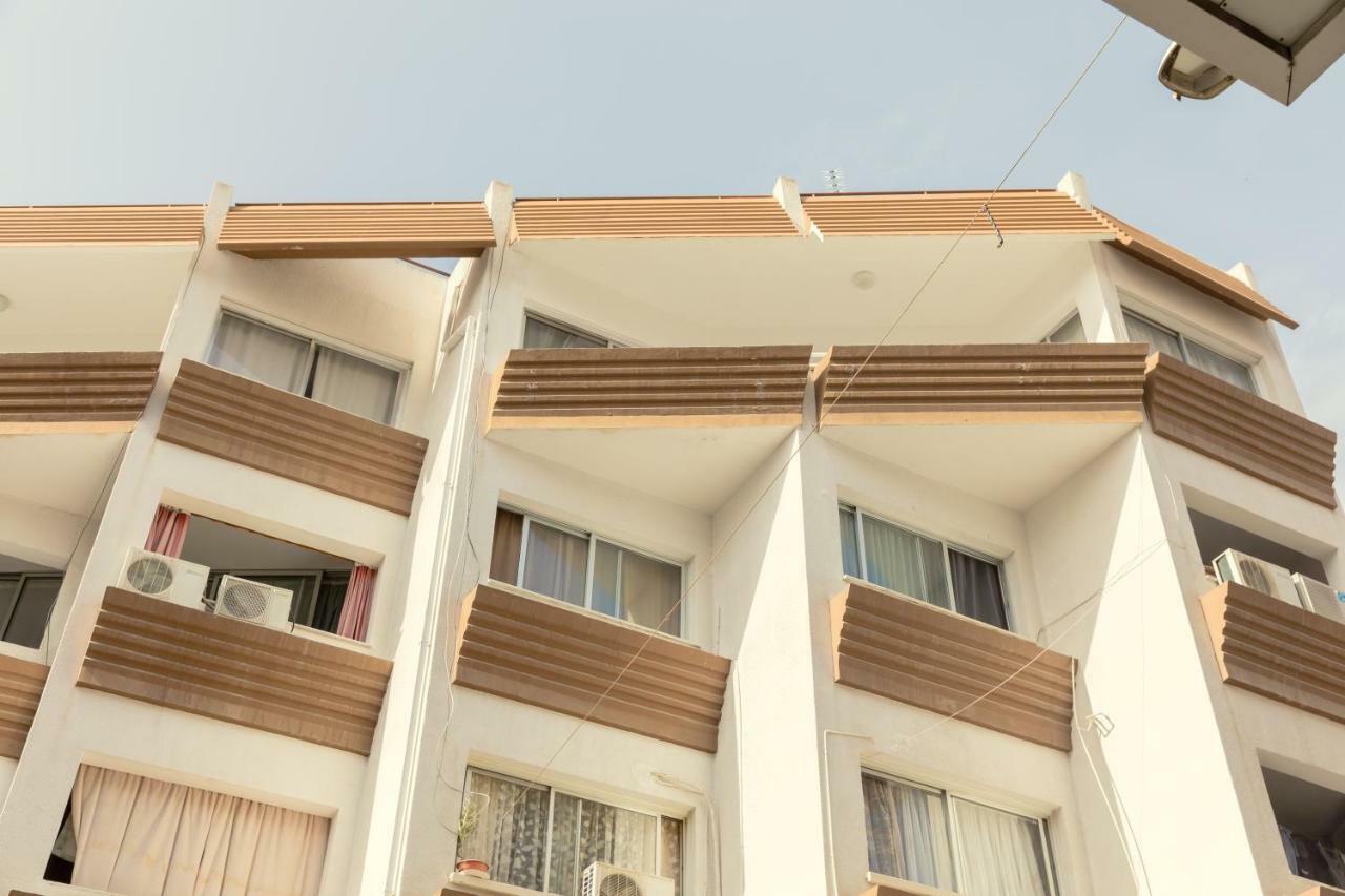 Savvas City Centre Flat Larnaca Ngoại thất bức ảnh